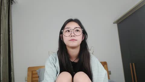 Snapshot of charlottelin chatting on December 7, 2:46 pm Charlotte online show from December 7, 2:46 pm