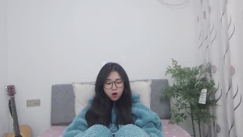 Snapshot of charlottelin chatting on January 10, 5:02 pm Charlotte online show from January 10, 5:02 pm