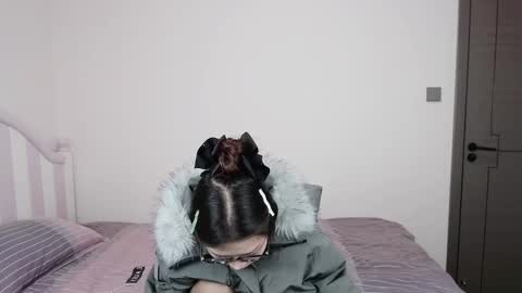 Snapshot of charlottelin chatting on February 12, 1:59 pm Charlotte online show from February 12, 1:59 pm