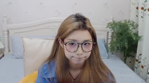 Snapshot of charlottelin chatting on September 21, 12:40 pm Charlotte online show from September 21, 12:40 pm