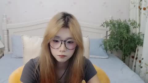 Snapshot of charlottelin chatting on September 22, 2:08 pm Charlotte online show from September 22, 2:08 pm