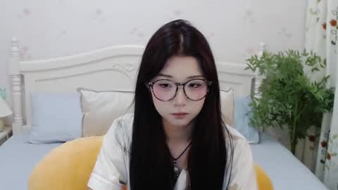 Snapshot of charlottelin chatting on September 26, 5:06 pm Charlotte online show from September 26, 5:06 pm