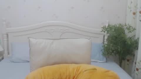 Snapshot of charlottelin chatting on September 27, 4:23 pm Charlotte online show from September 27, 4:23 pm