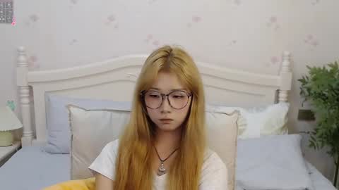 Snapshot of charlottelin chatting on October 8, 1:53 pm Charlotte online show from October 8, 1:53 pm