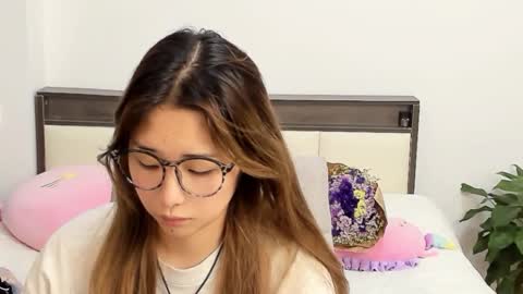 Charlotte online show from March 19, 4:33 pm