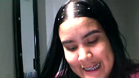 Snapshot of charlottequeen_21 chatting on June 17, 7:26 pm charlottequeen_21 online show from June 17, 7:26 pm