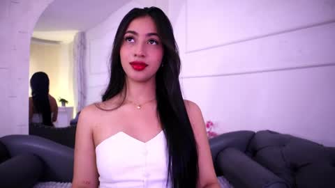 Snapshot of charlotterusso chatting on May 16, 1:10 pm Lauren Rus online show from May 16, 1:10 pm
