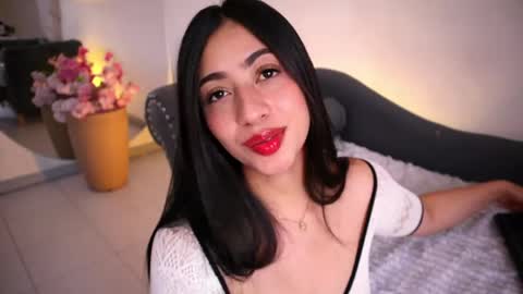 Snapshot of charlotterusso chatting on May 23, 1:15 pm Lauren Rus online show from May 23, 1:15 pm