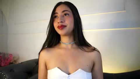 Snapshot of charlotterusso chatting on June 10, 12:37 pm Lauren Rus online show from June 10, 12:37 pm