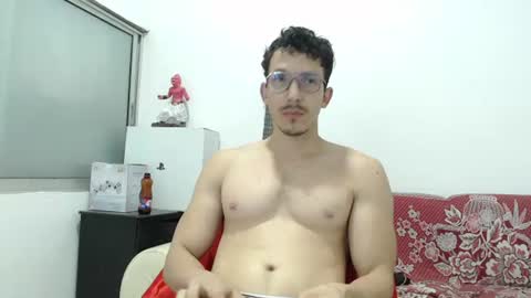 Snapshot of charlydeann chatting on June 14, 3:14 pm online show from June 14, 3:14 pm