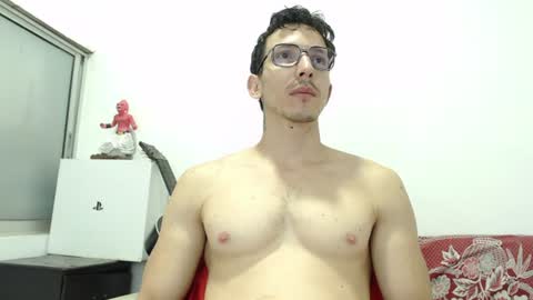 Snapshot of charlydeann chatting on June 27, 4:34 pm online show from June 27, 4:34 pm
