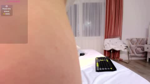  Annye   online show from January 26, 6:27 pm