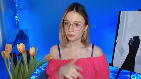 Michelle  online show from March 9, 3:01 am