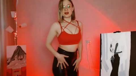 Michelle  online show from March 10, 9:10 am