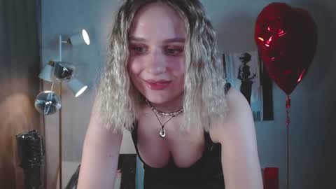 Michelle  online show from March 22, 12:52 pm