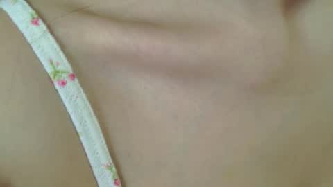 Snapshot of charming_bliss chatting on February 18, 3:41 pm Kaylee online show from February 18, 3:41 pm