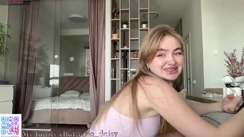 Snapshot of charming_daisy chatting on October 1, 10:32 am my fansly Charming daisy              My Wishlist  for new toys     online show from October 1, 10:32 am