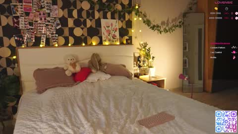 my fansly Charming daisy              My Wishlist  for new toys     online show from February 3, 2:11 pm