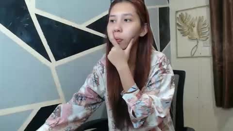 Charm online show from October 12, 2:27 pm