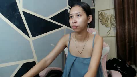 Charm online show from February 12, 8:09 am