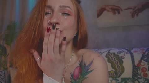 Snapshot of charming_lilly chatting on October 7, 4:26 pm Lissa online show from October 7, 4:26 pm