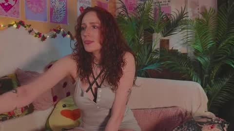 Snapshot of charming_lilly chatting on May 15, 7:21 pm Lissa online show from May 15, 7:21 pm