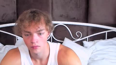 Snapshot of chase_muscular chatting on October 23, 10:36 am Chase online show from October 23, 10:36 am