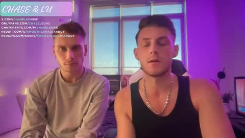 SmoothCanadianBoy online show from April 27, 11:47 pm