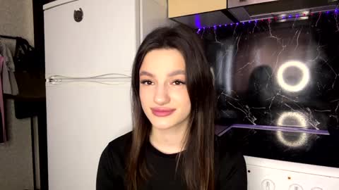 Snapshot of chasitykuhnle chatting on April 8, 8:14 am chasitykuhnle online show from April 8, 8:14 am