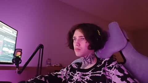 Ryan online show from December 22, 3:14 am