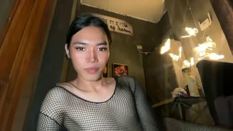 PAPI BEBE online show from April 25, 1:36 pm