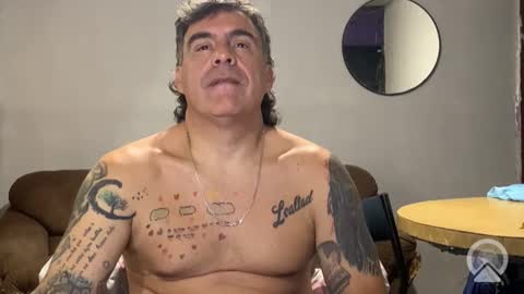Snapshot of chato012 chatting on May 1, 2:05 am chato012 online show from May 1, 2:05 am