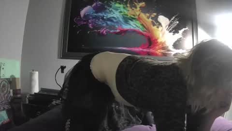 Sarah online show from October 25, 10:01 am