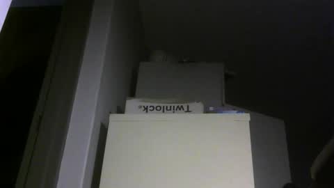 chaturbatordeluxe online show from February 4, 5:52 pm