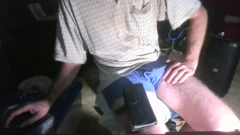 We Chat online show from January 13, 9:41 am