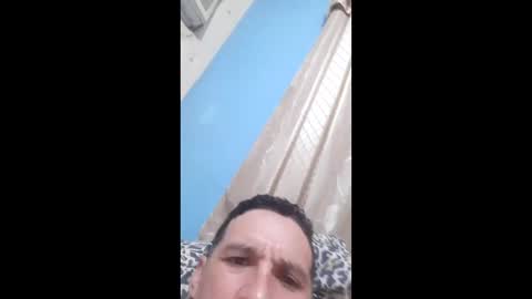 Snapshot of chavo82 chatting on June 11, 3:04 am chavo82 online show from June 11, 3:04 am