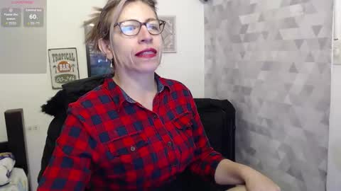 Snapshot of chayla_ruiz chatting on September 21, 10:39 am CHAYLA VICTORIA RUIZ online show from September 21, 10:39 am