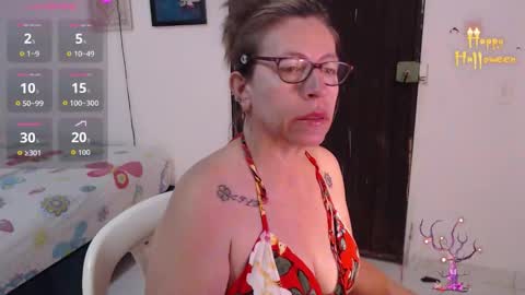 Snapshot of chayla_ruiz chatting on October 11, 11:31 am CHAYLA VICTORIA RUIZ online show from October 11, 11:31 am