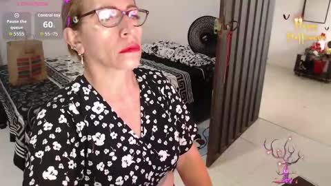 Snapshot of chayla_ruiz chatting on October 18, 7:36 pm CHAYLA VICTORIA RUIZ online show from October 18, 7:36 pm