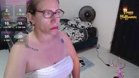 Snapshot of chayla_ruiz chatting on October 25, 11:29 am CHAYLA VICTORIA RUIZ online show from October 25, 11:29 am