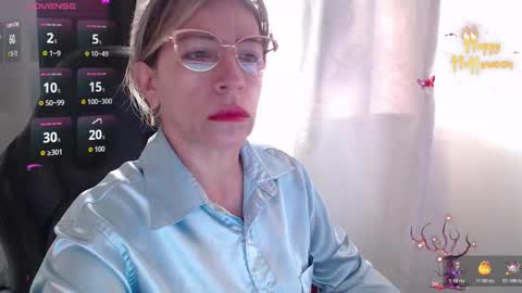 Snapshot of chayla_ruiz chatting on December 2, 11:26 am CHAYLA VICTORIA RUIZ online show from December 2, 11:26 am