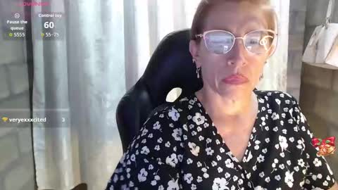 Snapshot of chayla_ruiz chatting on March 6, 9:55 pm CHAYLA VICTORIA RUIZ online show from March 6, 9:55 pm