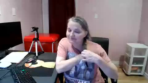 chealsiek online show from October 31, 12:55 am