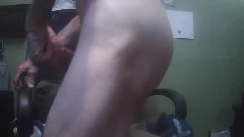 cheekers073163937 online show from April 26, 7:22 pm