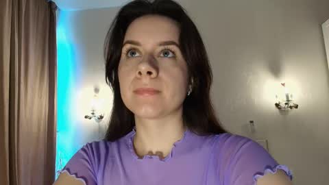 Amelia online show from April 17, 9:45 am