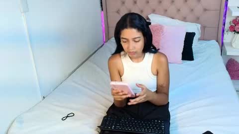 Snapshot of cheerry_moon chatting on February 20, 5:57 pm cheerry_moon online show from February 20, 5:57 pm