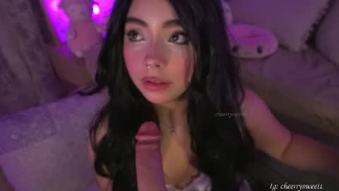 Snapshot of cheerrysweett chatting on July 31, 2:33 am Baby Cherry online show from July 31, 2:33 am