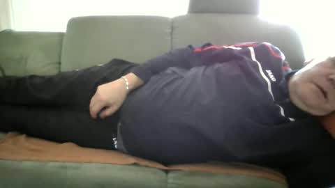 Tom online show from October 19, 12:06 pm