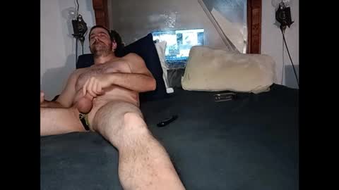 Snapshot of chellentrav chatting on October 26, 11:38 am chellentrav online show from October 26, 11:38 am