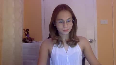 chelly4u69 online show from December 1, 2:38 am